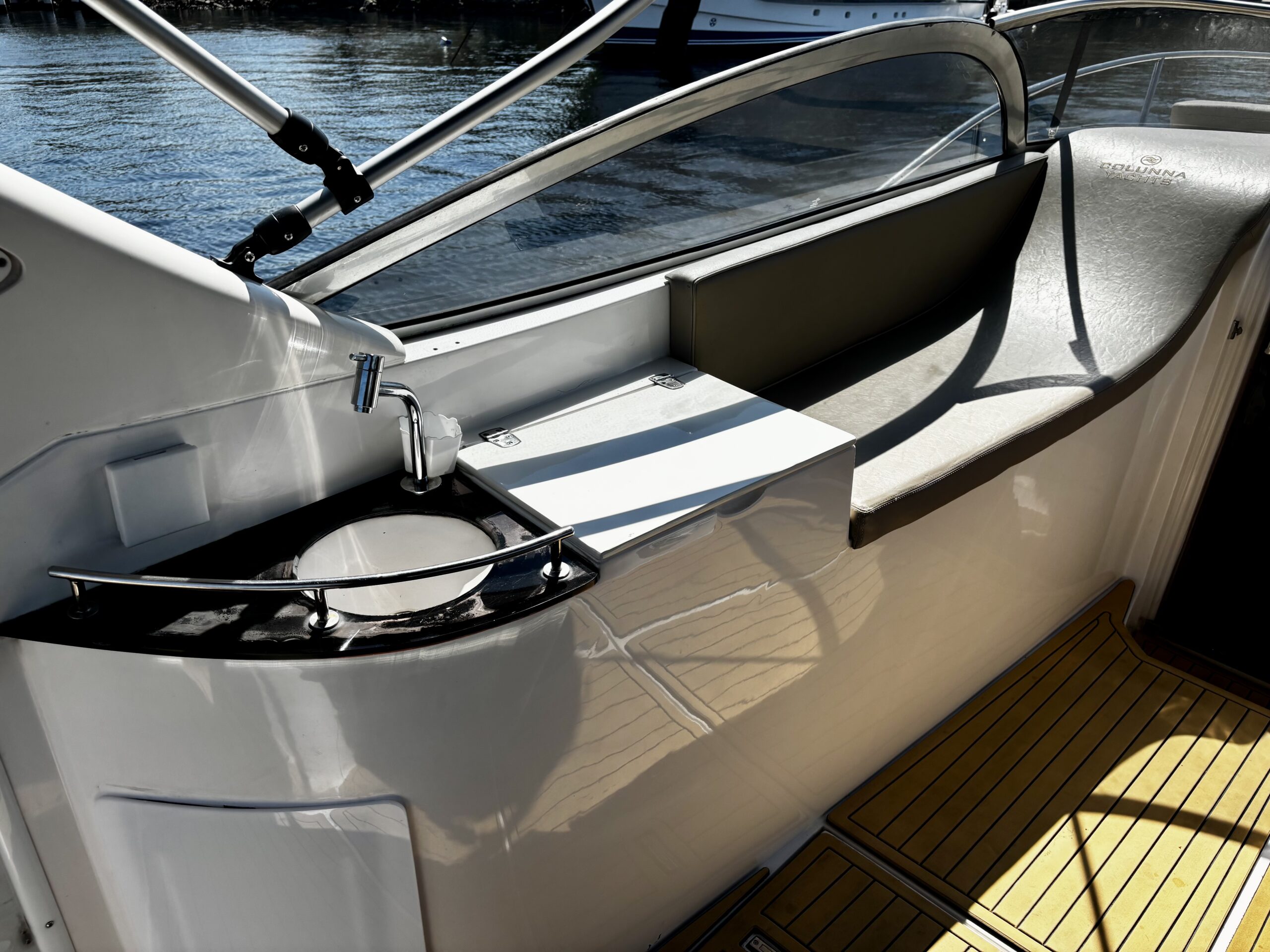 Lancha Rubak 30.5 - Foto 4